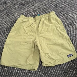 Patagonia Green Athletic Baggies Shorts Lightweight Elastic Waist Size XL